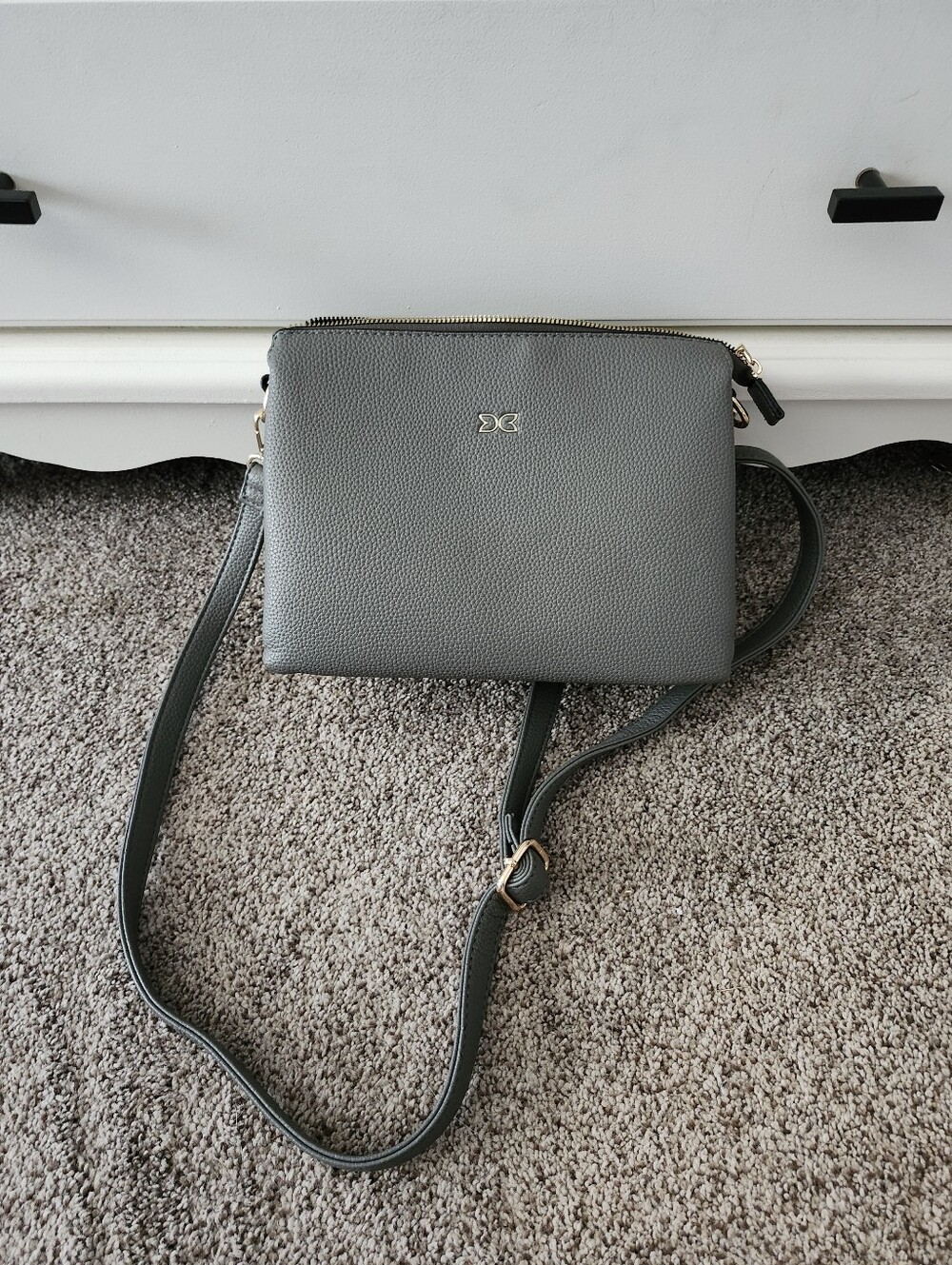 Gray Crossbody Bag - Sleek Everyday Shoulder Bag (Never Used)